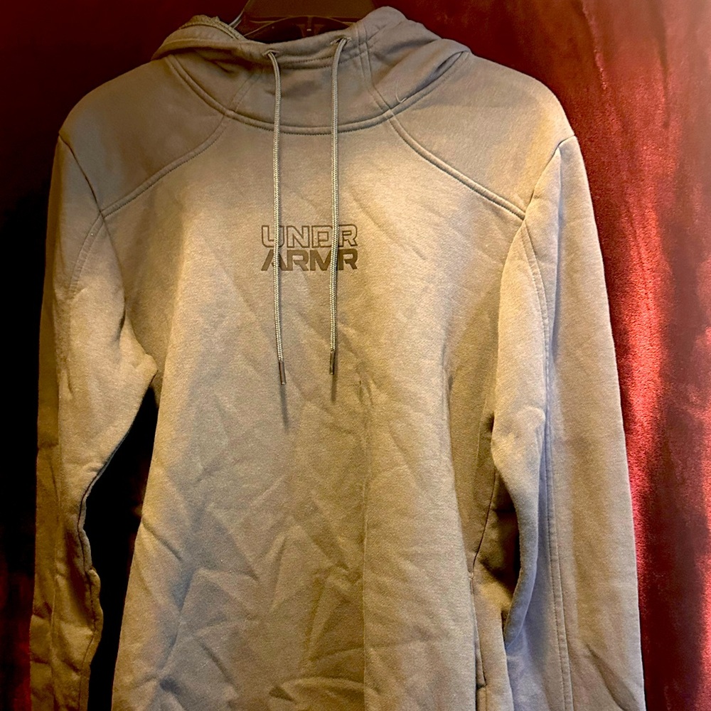 Under Armour Hoodie